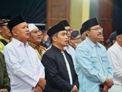 Sebagai Wujud Syukur, Wali Kota Pasuruan Peringati HUT ke-80 RI dengan Bersholawat