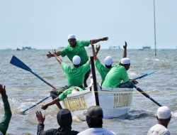 Balap Perahu Naga Pasuruan Jadi Magnet Wisata